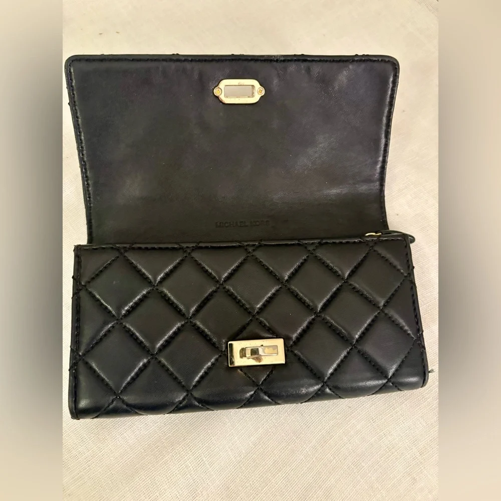 Michael Kors Quilted Leather Wallet Black Gold Turn Lock Luxe Designer